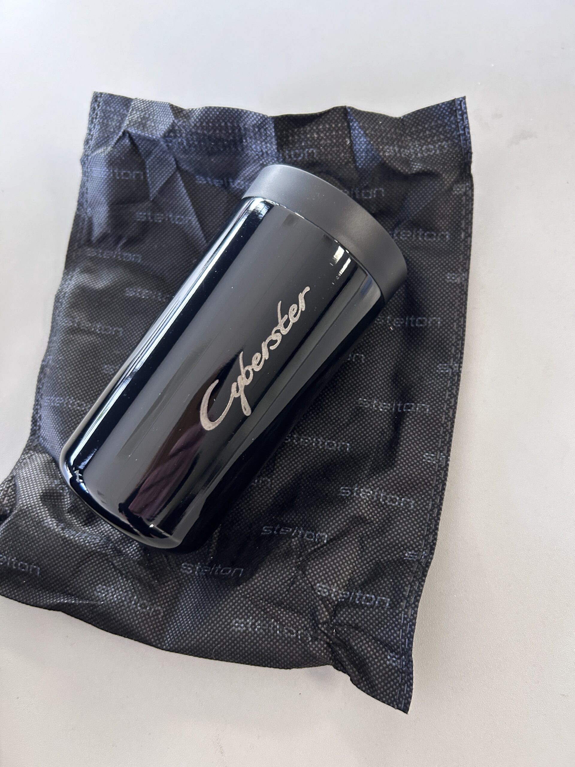 Cyberster_Welcomebox03